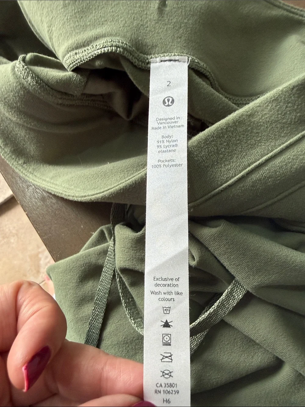 Lululemon Ready to Rulu High-Rise Jogger Crop Woman's Girl Green Twill 2 NWT